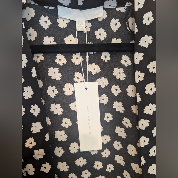 Adyson Parker Black and White Floral Kimono Blouse - Picture 5 of 7